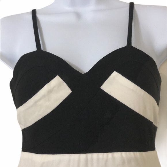 Harper Black and White Dress - Picture 2 of 6